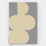 Tepisi Zagreb studentski model: 100% ovčja vuna i 100% dizajn. Ručno taftani vuneni tepih debljine 20 mm, dizajn za prve stanove i nove početnike.